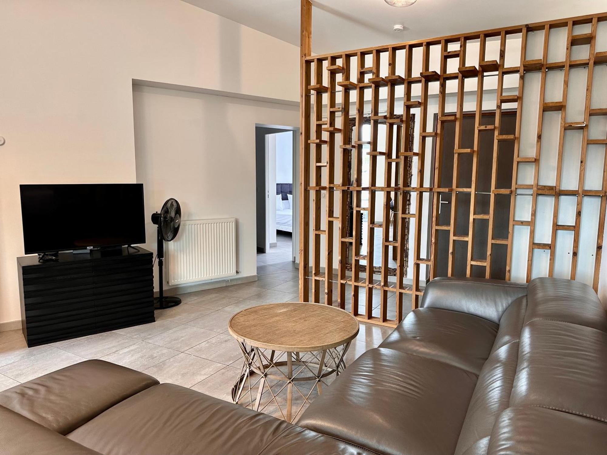 Residence 4T - 33 Avenue Gaston Chauvin Aulnay-sous-Bois Exterior photo